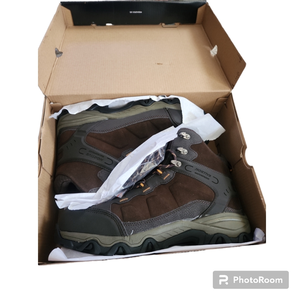 NortiV8 Men's Shoes
